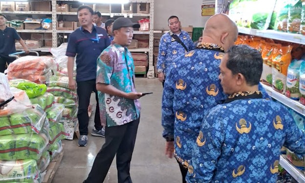 Disdagin Bogor: Beras Kemasan Diduga Oplosan Masih Beredar di Cibinong